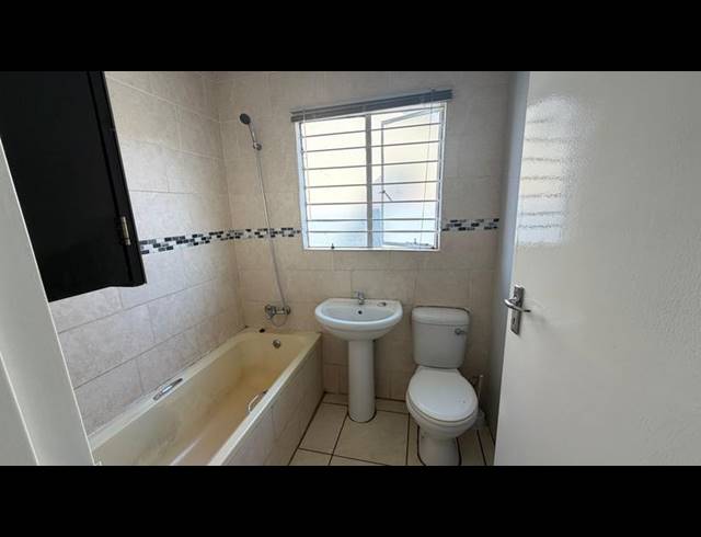 2 BEDROOM HOUSE FOR SALE IN SOSHANGUVE VV